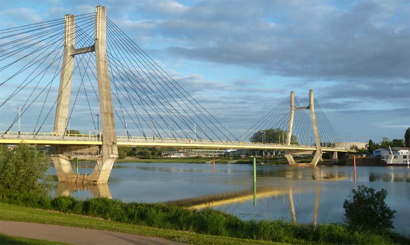 Pont de Bourgogne