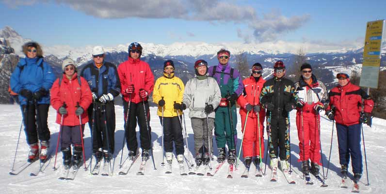 Skigruppe mit Rolling Oldies